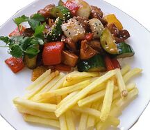 Га Лук Лак с картофелем