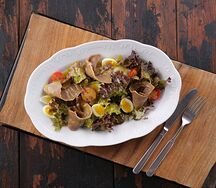 Салат с телячьим языком