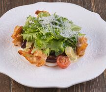 С креветками, печеным перцем и авокадо