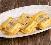 Двойные равиоли с телятиной