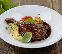 Утка c картофельным пюре