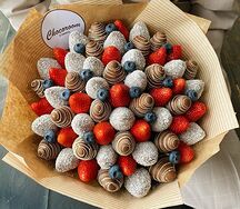 Букет из клубники Вечная классика