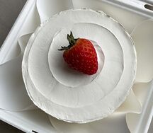 Бенто-торт Клубника на сливках