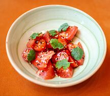 Салат с томатами