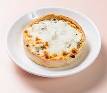 Киш с курицей и грибами