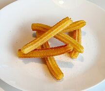 Чуррос Пиканте с чесноком