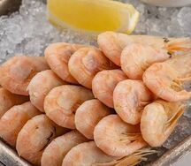 Отварные магаданские креветки