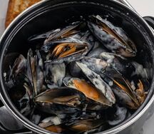 Мидии с голубым сыром