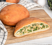 Пышник с луком и яйцом