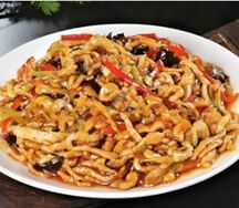 Мясная соломка в кисло-сладком соусе