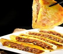 Жареные лепешки с говядиной