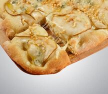 Пиццета Груша и сыр с голубой плесенью