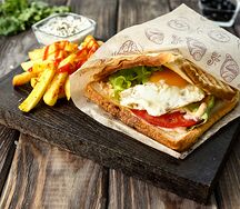 Тост с омлетом