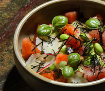 Поке с лососем и тунцом