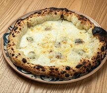 Пицца Четыре сыра 