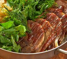 Говяжий язык на гриле под соусом BBQ