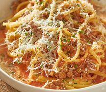 Болоньезе с подкопченным соусом из томатов