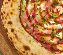 Пицца с беконом и фетой