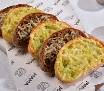 Чесночный хлеб