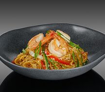 Лапша яичная с креветкой