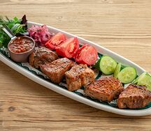 Шашлык из cвинoй шеи