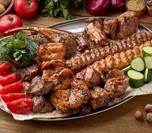 Ассорти шашлыков и кебабов