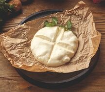 Теплый домашний сулугуни