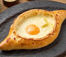 Хачапури по-аджарски