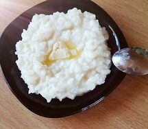 Каша молочная рисовая со сливочным маслом