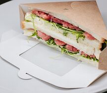 Сэндвич с рыбой (лосось)