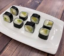 Ролл с авокадо