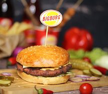 Фирменный Чизбургер