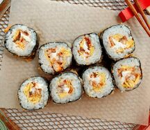 Ролл унаги темпура