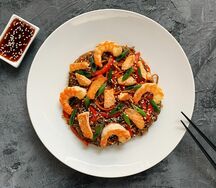 Соба с морепродуктами