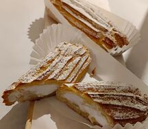 Эклер белковый