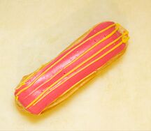 Эклер Малиновый