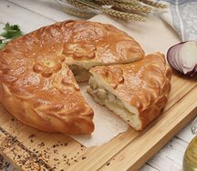 Пирог с мясом и картофелем из печки
