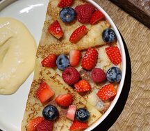 Блины со свежими ягодами