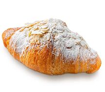 Миндальный круассан