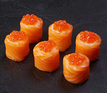 Ями маки с красной икрой