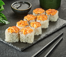 Запечённый ролл с креветкой