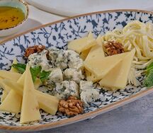 Сырная тарелка