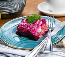 Салат Сельдь в тюбетейке