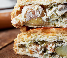 Пирог Курица с грибами, картофелем и шпинатом