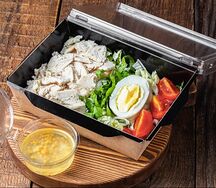 Салат с куриным филе