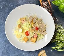 Цезарь с курицей