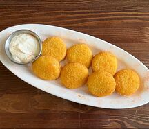 Сырные медальоны