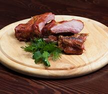 Копченые свиные ребрышки