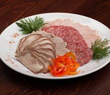 Мясная тарелка