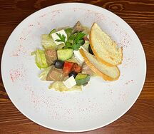 Салат с бужениной